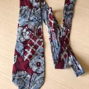 💕2/$16💕Tradizioni 100% Silk Patterned Tie